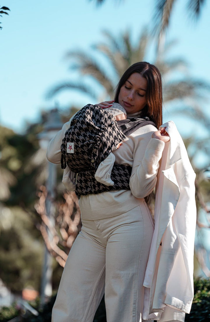 Babytrage Flip Houndstooth Maxim - KOKADI