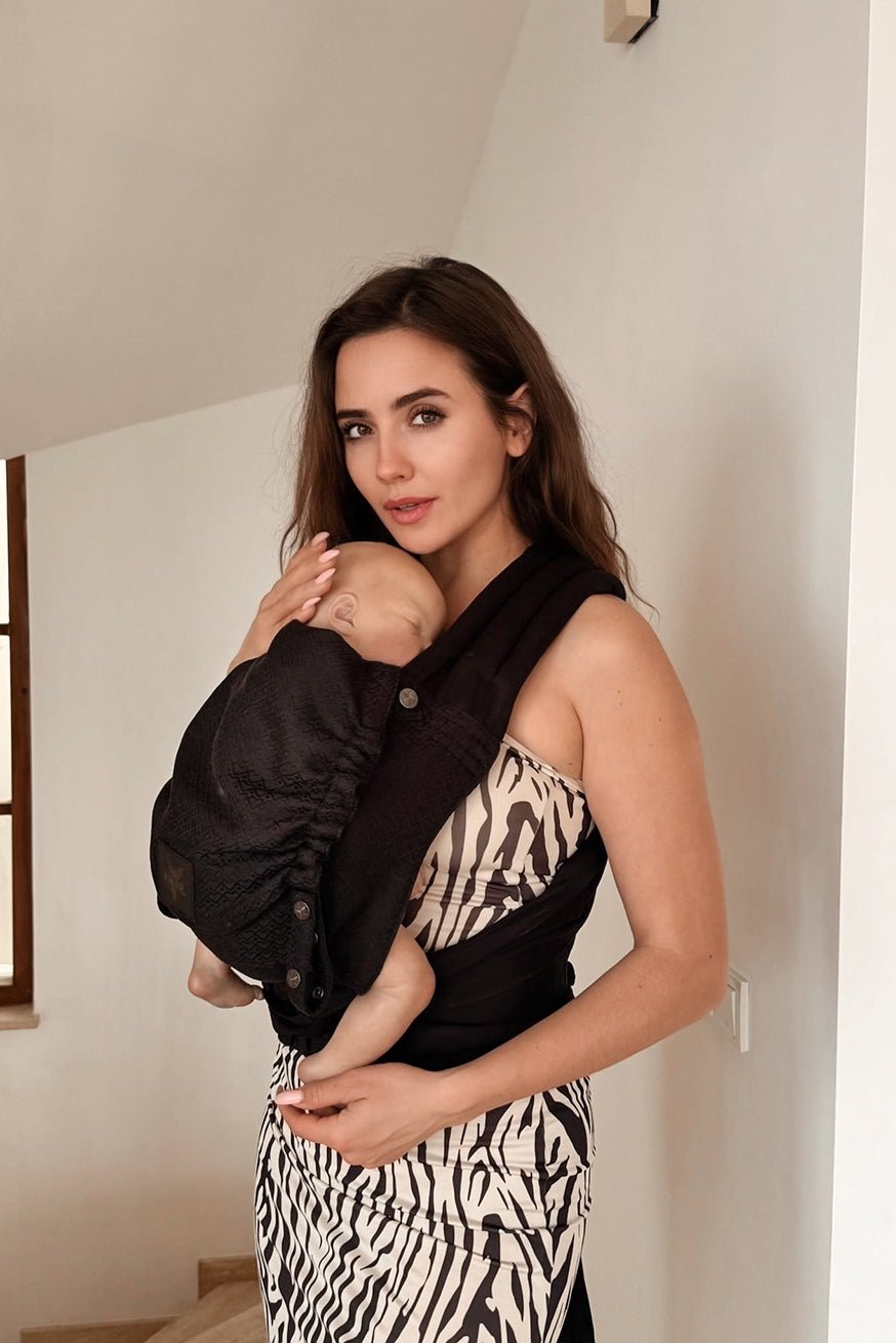 Porte-Bébé TaiTai Heart2Heart Beauté noire - KOKADI