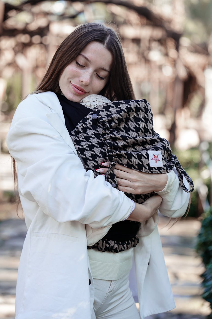 Babytrage TaiTai Houndstooth Maxim - KOKADI