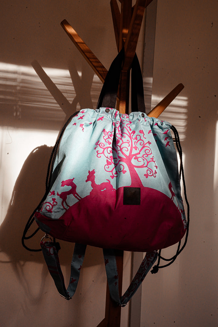 Maman Bag Erna au pays des merveilles est rechargé