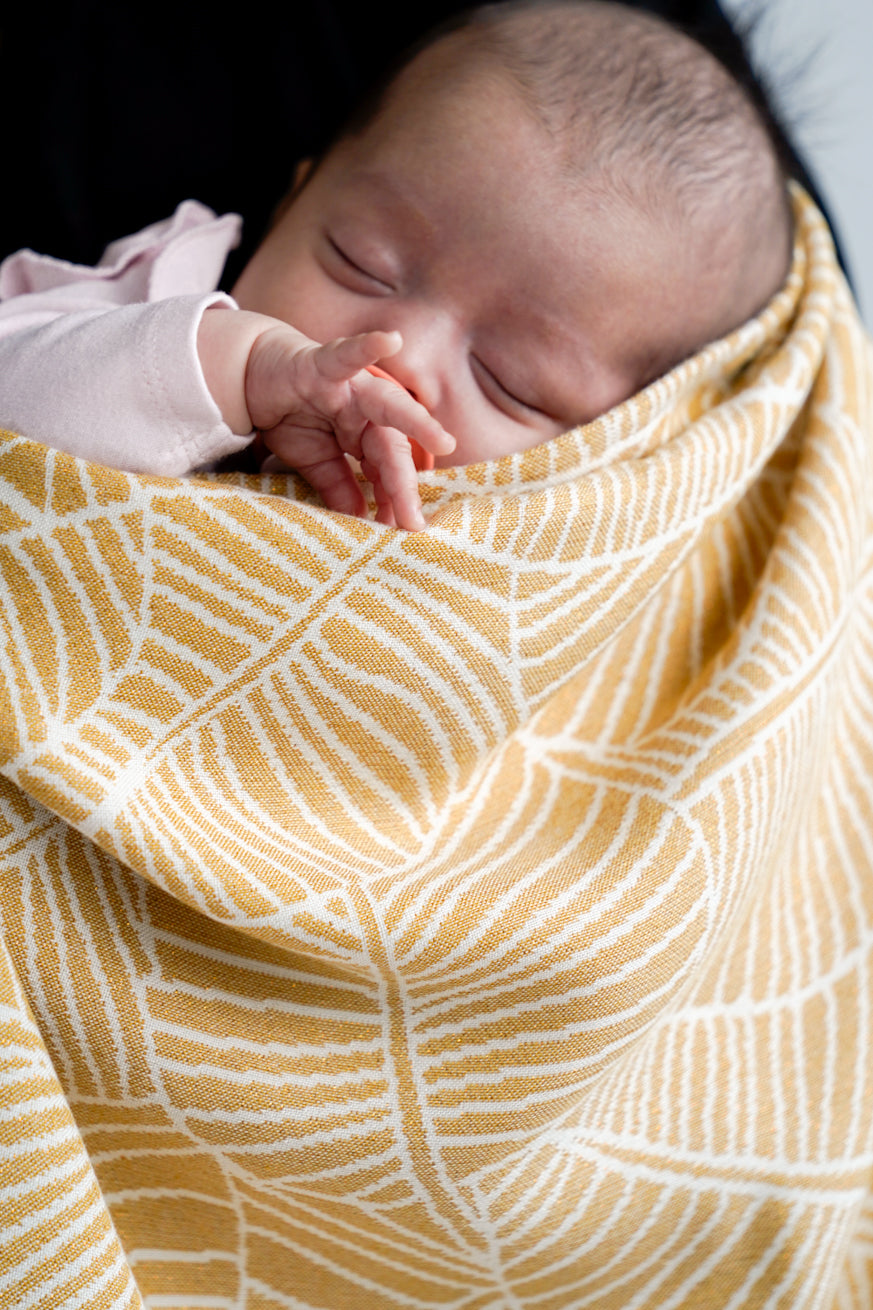 Couverture Bébé Feuilles Dorées