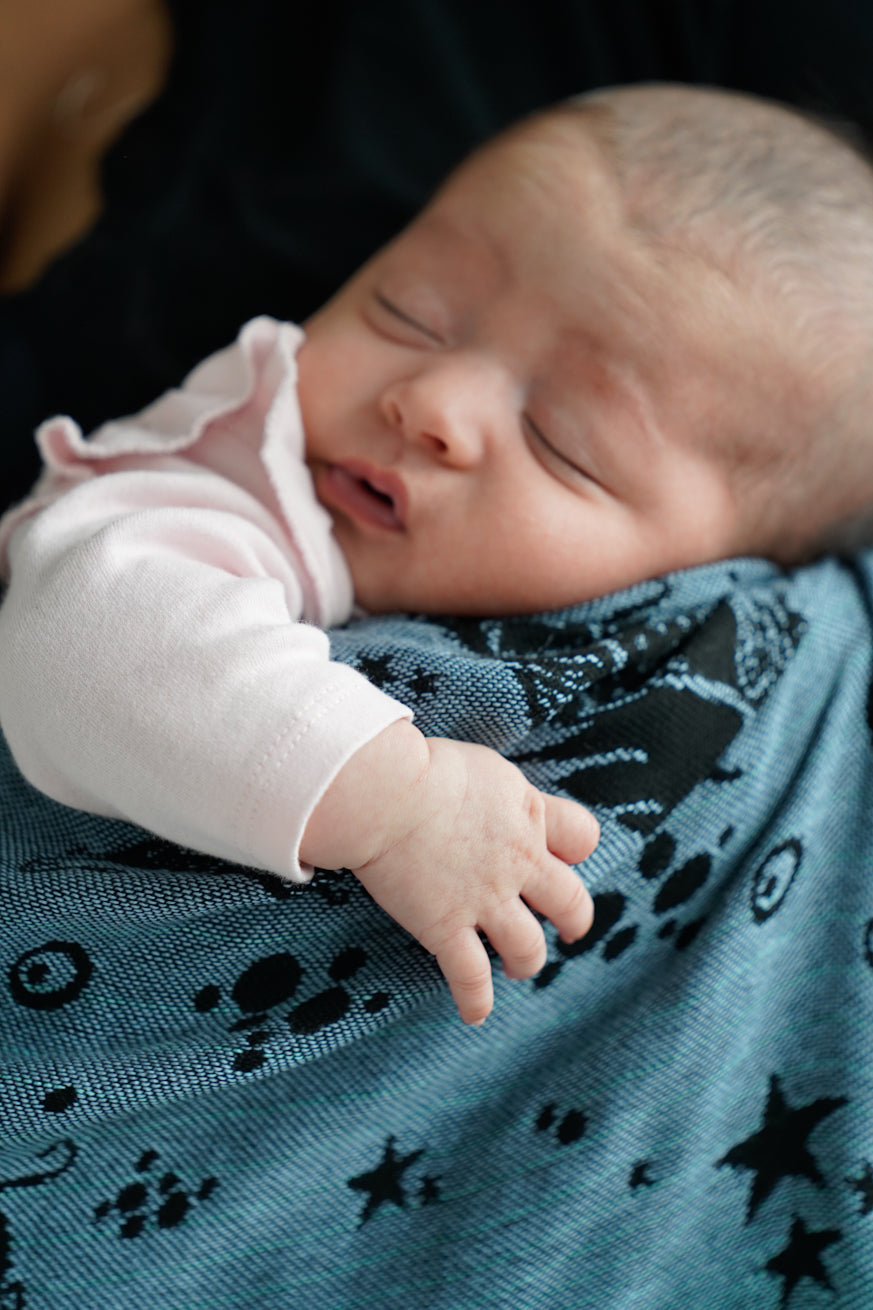 Knuffelige doek/sjaalblauw niyaha herladen