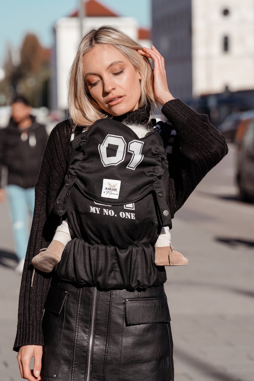 Porte-Bébé Flip Léo Luan par Fiona Erdmann - KOKADI