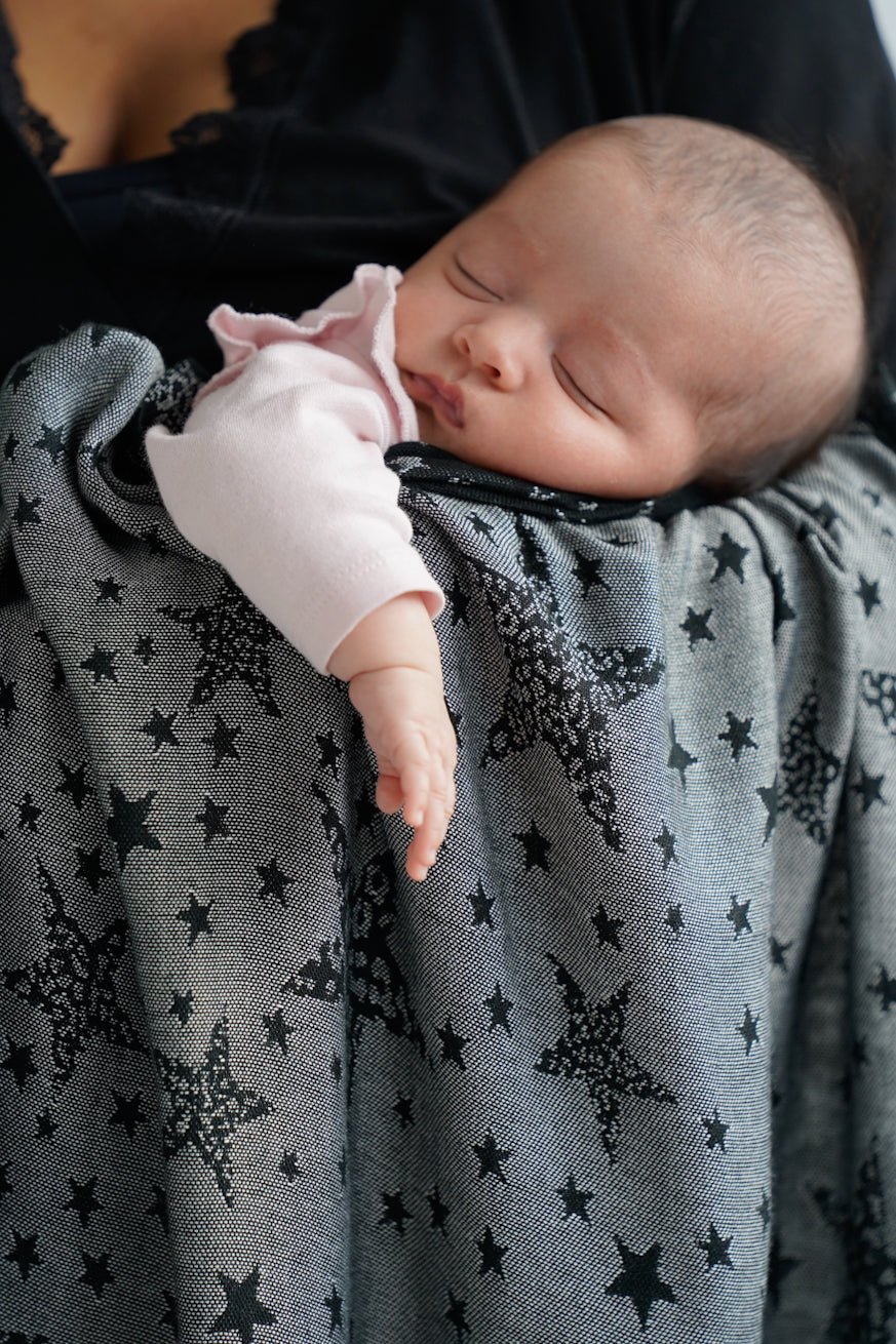 Couverture câline Lion étoiles monochrome - KOKADI