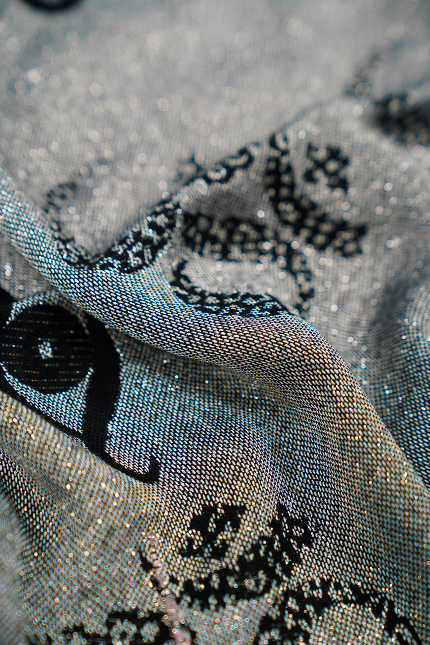 Knuffelende doek/sjaal om shanti om