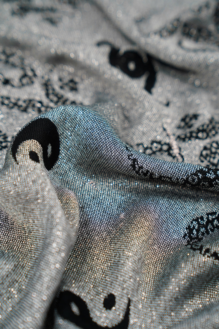 Knuffelende doek/sjaal om shanti om